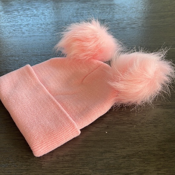 NWOT POM HAT 💞 - Picture 3 of 3